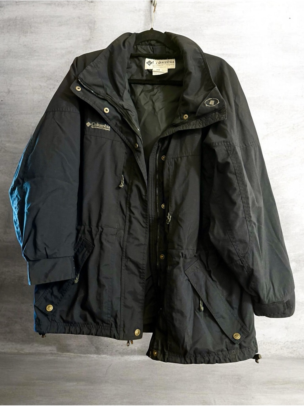 🏔️ Columbia Women’s Jacket – Size L – Good Preowned Condition